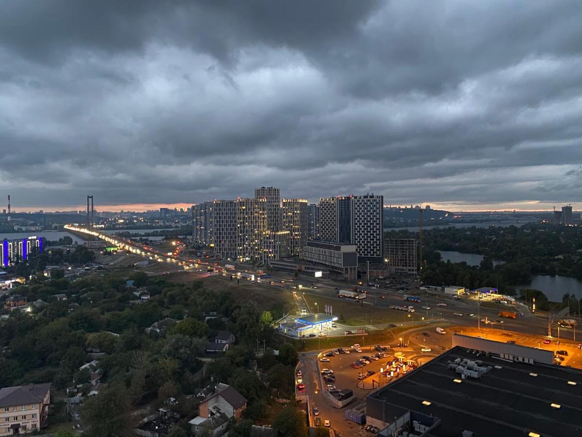 Apartments With Dnipro View Kyiv Exterior photo
