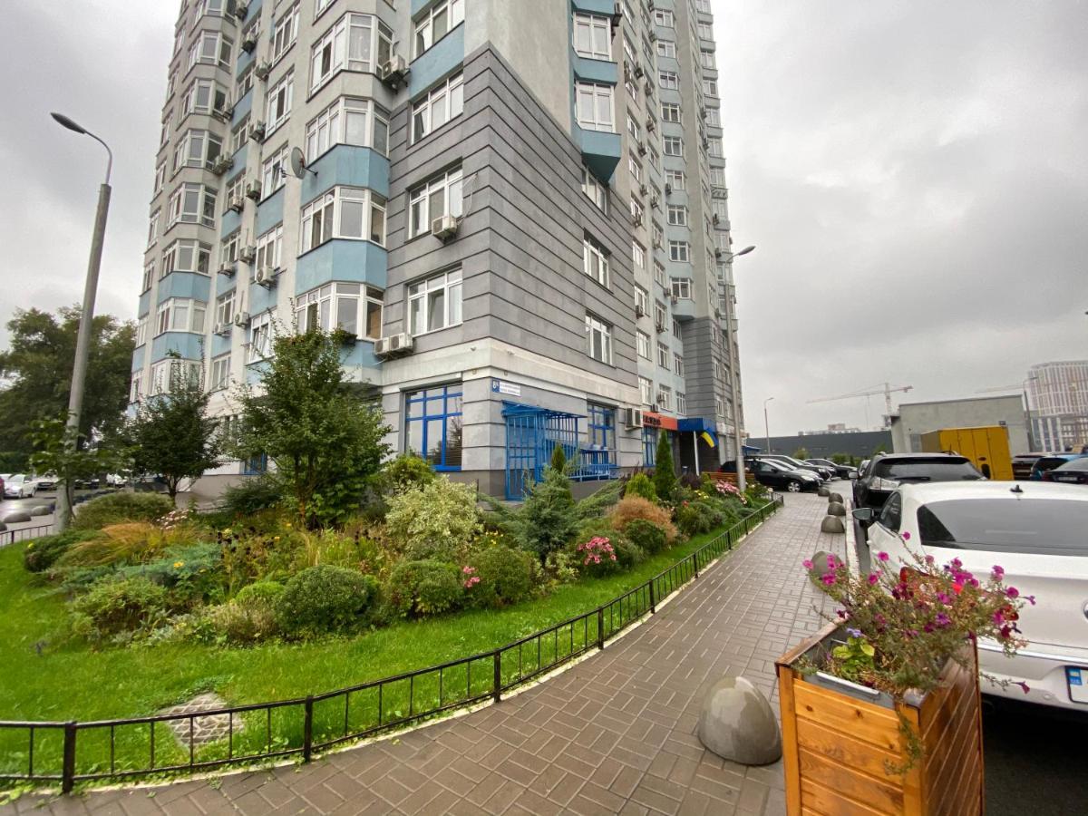 Apartments With Dnipro View Kyiv Exterior photo