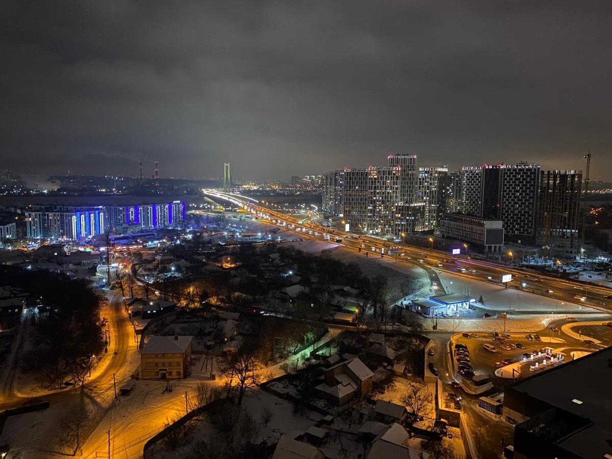 Apartments With Dnipro View Kyiv Exterior photo